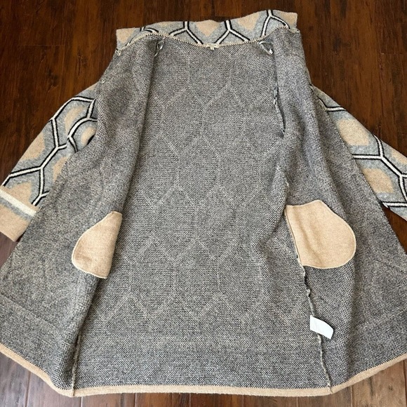 NWOT ORIANA Wool Blend Knit Sweater Coat Multi Geometric Print ITALY MADE - Picture 5 of 12